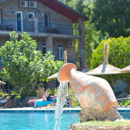 Balli Boutique & Restaurant Kayaköy