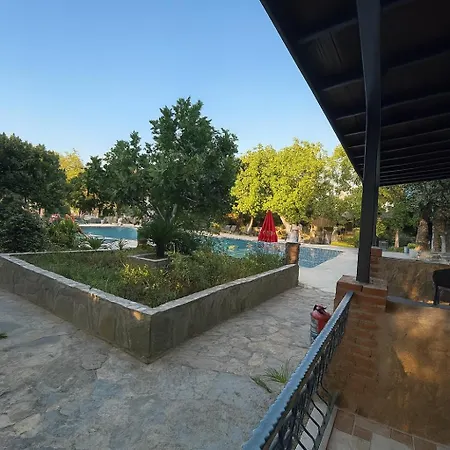 Balli Boutique & Restaurant Kayaköy